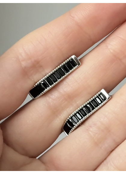Сережки Black baguette cut